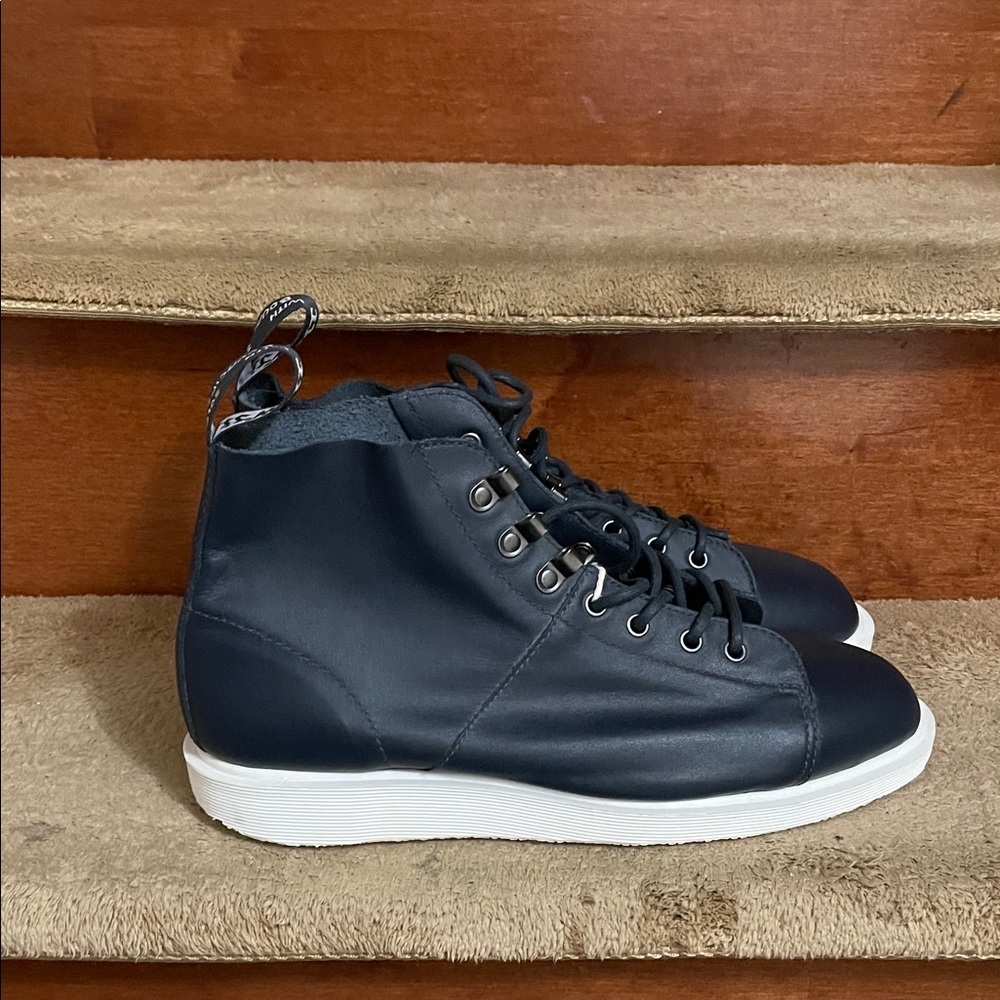 NWT Dr. Martens Blue High-Top Sneakers Size 12 U.S.